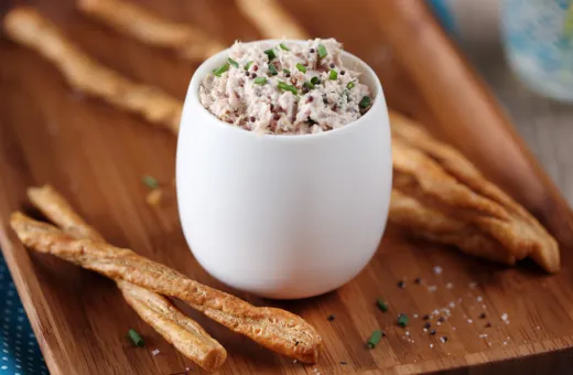 TOP_Recette-rillettes-thon---Crédits-Photo-Virginie-Fouquet-Droits-LAITA-Paysan-Breton-(1).jpg